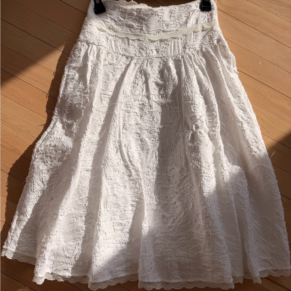 House of Harlow 1960 White Textured A-Line Skirt
